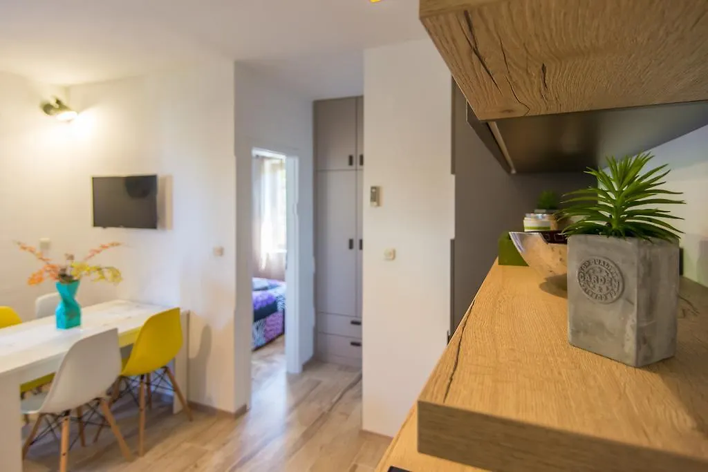 Apartments Sun زادار كرواتيا
